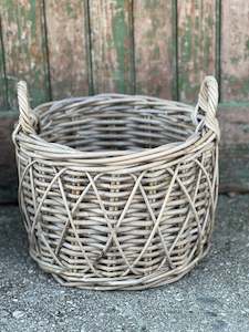 Small Cross Weave Round Basket