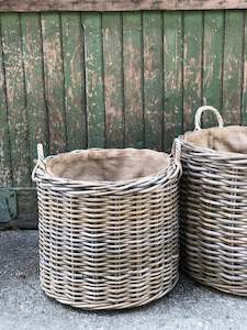 Medium Round Lined Basket