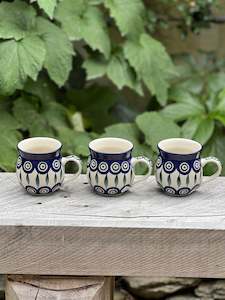 Homewares: Small Polishware Round Mug 'Leaf'