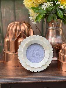 Homewares: Shell Scallop Picture Frame