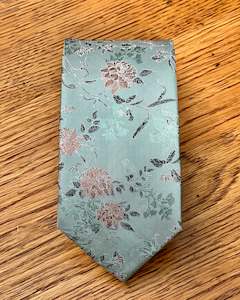 Silandro | Pure Silk Tie | Green Floral