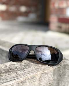 Menswear: Aviator-Style Sunglasses with Matt-Black Frames