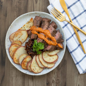 Steak and Potatoes with Roasted Pepper Sauce and Caramelized Onion - Muscle Chow