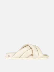 Womenswear: Lizzie Slides in Ivory