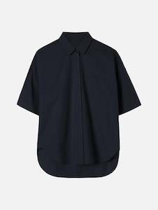 LM Poplin SS Shirt in Navy