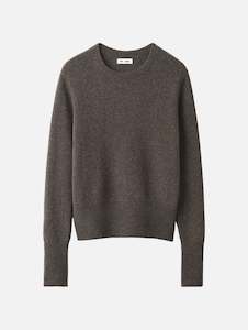 Womenswear: Classic Cashmere Crewneck in Wood