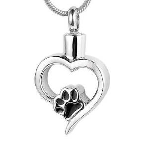 Jewellery: Paw my heart out