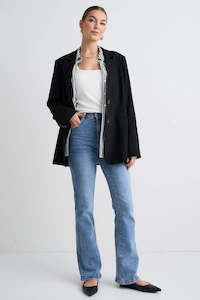 Bestie Crepe Relaxed Fit Blazer // Black