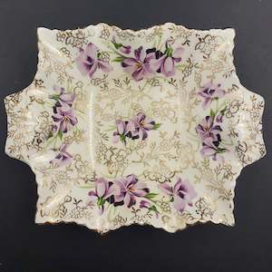 Kitchenware: James Kent - Violets 5018 - Tab-handled Square Dish