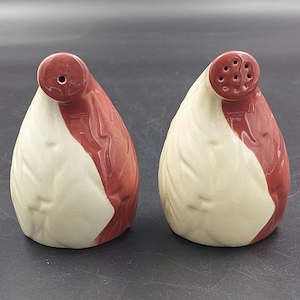 Carlton Ware - Leaf Twin Tone, Brown - 2382 Salt and Pepper Shakers