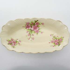 Kitchenware: A J Wilkinson - Pink Blossoms - Rectangular Dish