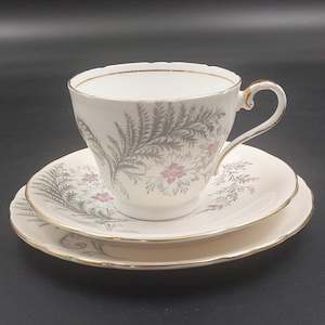 Kitchenware: Aynsley - Pink-centred Flowers and Fern Fronds - Trio