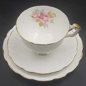 Kitchenware: Aynsley - Pink Rose on Crocus - Trio