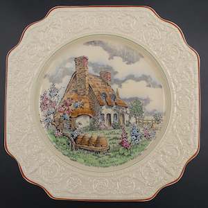 Crown Devon - Old England: Ludington, Warwickshire - Dinner Plate