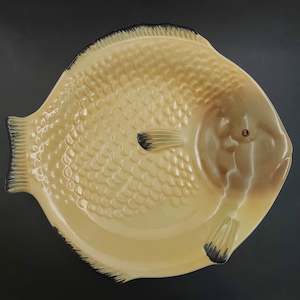 Shorter & Son - Brown with Black Fins - Fish-shaped Plate