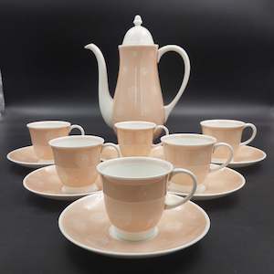 Susie Cooper - White Spiral on Peach - 13-piece Coffee Set