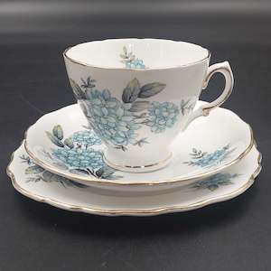 Kitchenware: Colclough - Blue Hydrangeas - Trio