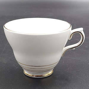 Kitchenware: Delphine - Gold Stripes - Cup