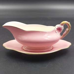 Royal Winton - Petunia, Pink - Sauce Boat with Underplate