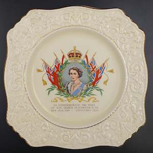 Royal Winton - Queen Elizabeth II Visit to New Zealand - Plate