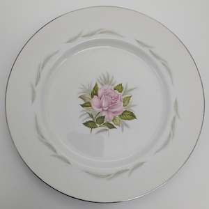 Kitchenware: Grindley - Baroness - Dinner Plate