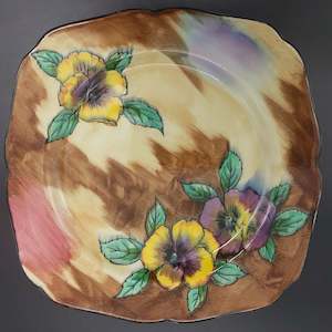 Hollinshead & Kirkham - Viola - Dinner Plate