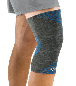 MUELLER FIR 4-WAY STRETCH KNEE SUPPORT