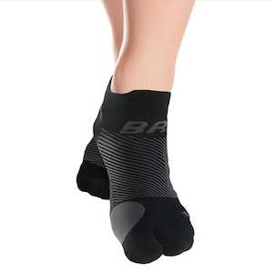 Foot Toe: OS1ST COMPRESSION BUNION RELIEF SOCKS