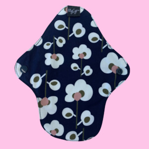 Medium Flow Period: MyCup™ Reusable Regular Pad