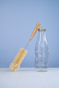 Mylk Bottle Cleaning Brush