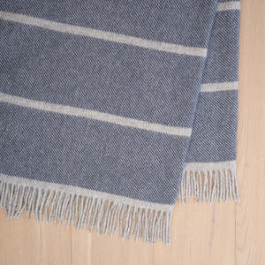 Hellister Wool Throw - Navy