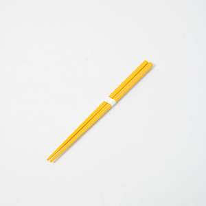 Kitchenware: Gold & White Chopsticks