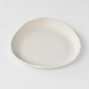 Shell White Onigiri High Rim Plate