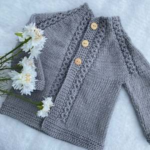 Baby wear: "Falcon" merino baby cardigan