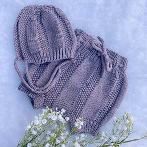 Merino bloomers and bonnet set (0-6m)