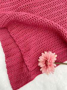 Baby wear: "Eyelet" wool baby blanket