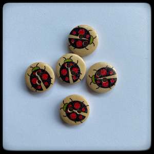 Baby wear: "Ladybird" wooden baby buttons