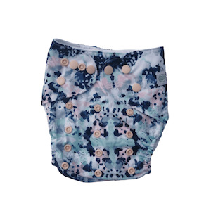 Baby wear: Bear & Moo Pink Tie Dye Cloth Nappy