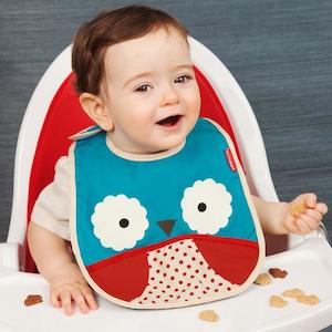 Baby wear: Skip Hop – Zoo Tuck Away Bib