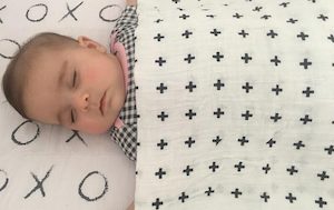 Baby wear: Swaddle