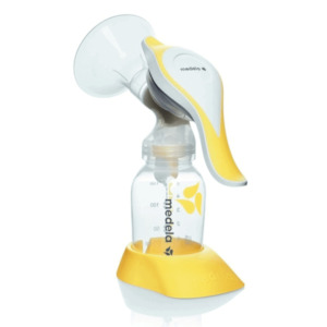 Baby wear: Medela Harmony Manual Breast Pump