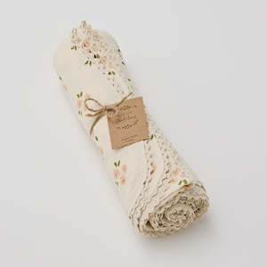 Muslin Swaddle Daisy