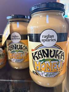 Personal: Raglan Apiaries Kanuka Honey 700g