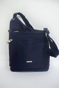 Footwear: Pierre Cardin – PC2416 – Navy Shoulder / Across Body Bag