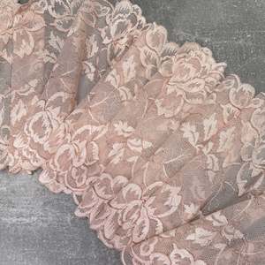 Stretch Lace ~ Magnolia Blush