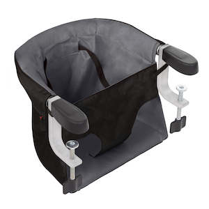 Mountain Buggy pod™ highchair