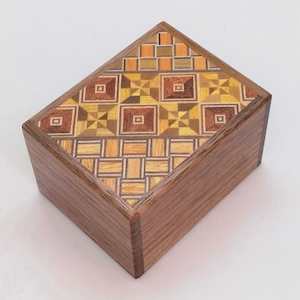 Japanese Puzzle Box 2 Sun 7 Steps Natural Walnut Wood