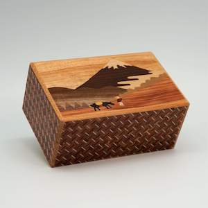 Japanese Handmade Puzzle Box 5 Sun Hakone pass 21 steps