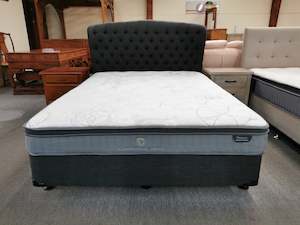 Double Bed 2Pcs NZ Made Base with a 23cm Thick Pocket Spring Mattress