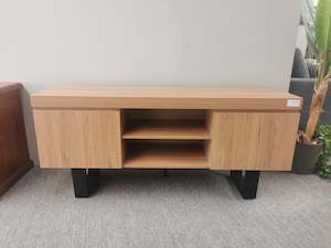 Furniture: Bright TV Unit